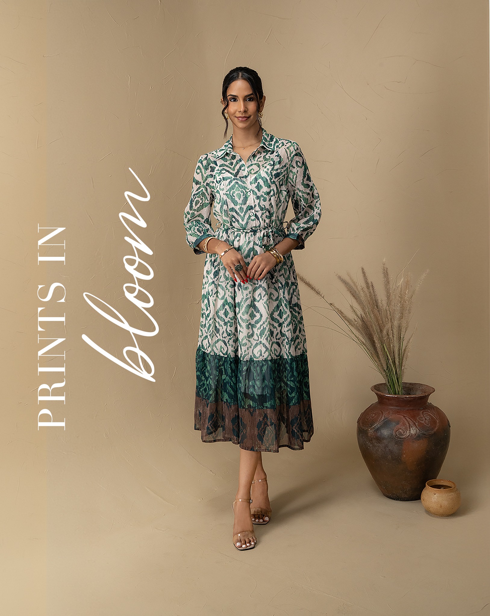 May be an image of text that says "二 SLN 0 bloom PRINTS"